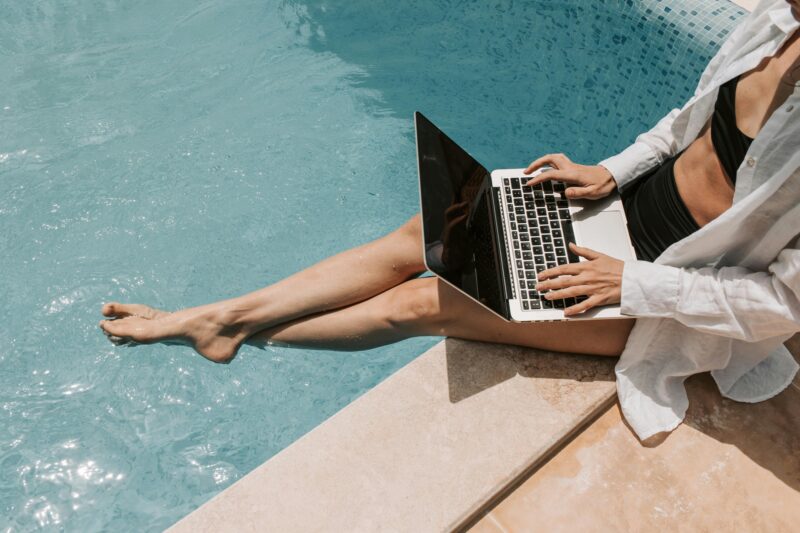 arbeiten am pool